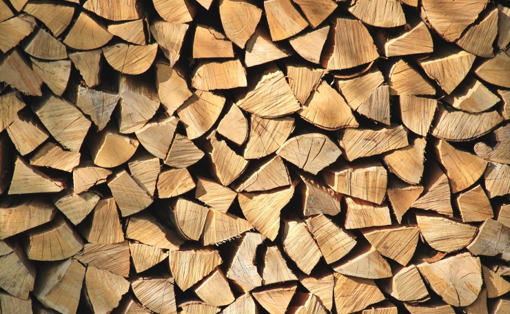 Brennholz & Brennstoffe